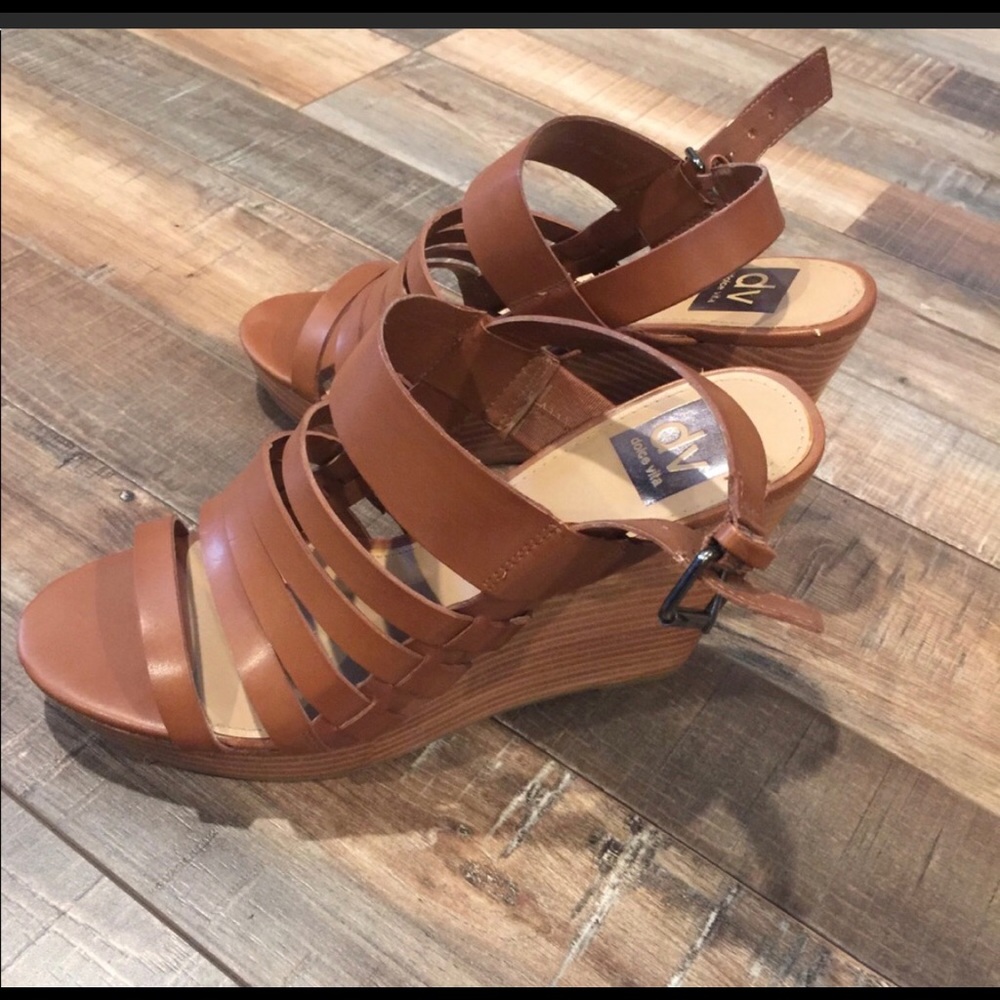 Dolce Vida wedges
